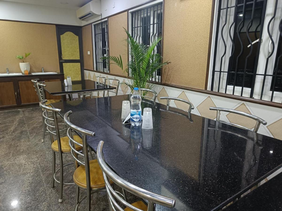 Hotel Arunachala Pondicherry Exteriör bild