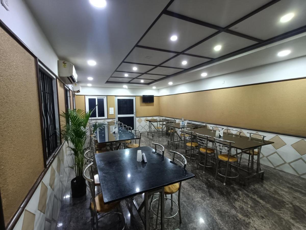 Hotel Arunachala Pondicherry Exteriör bild