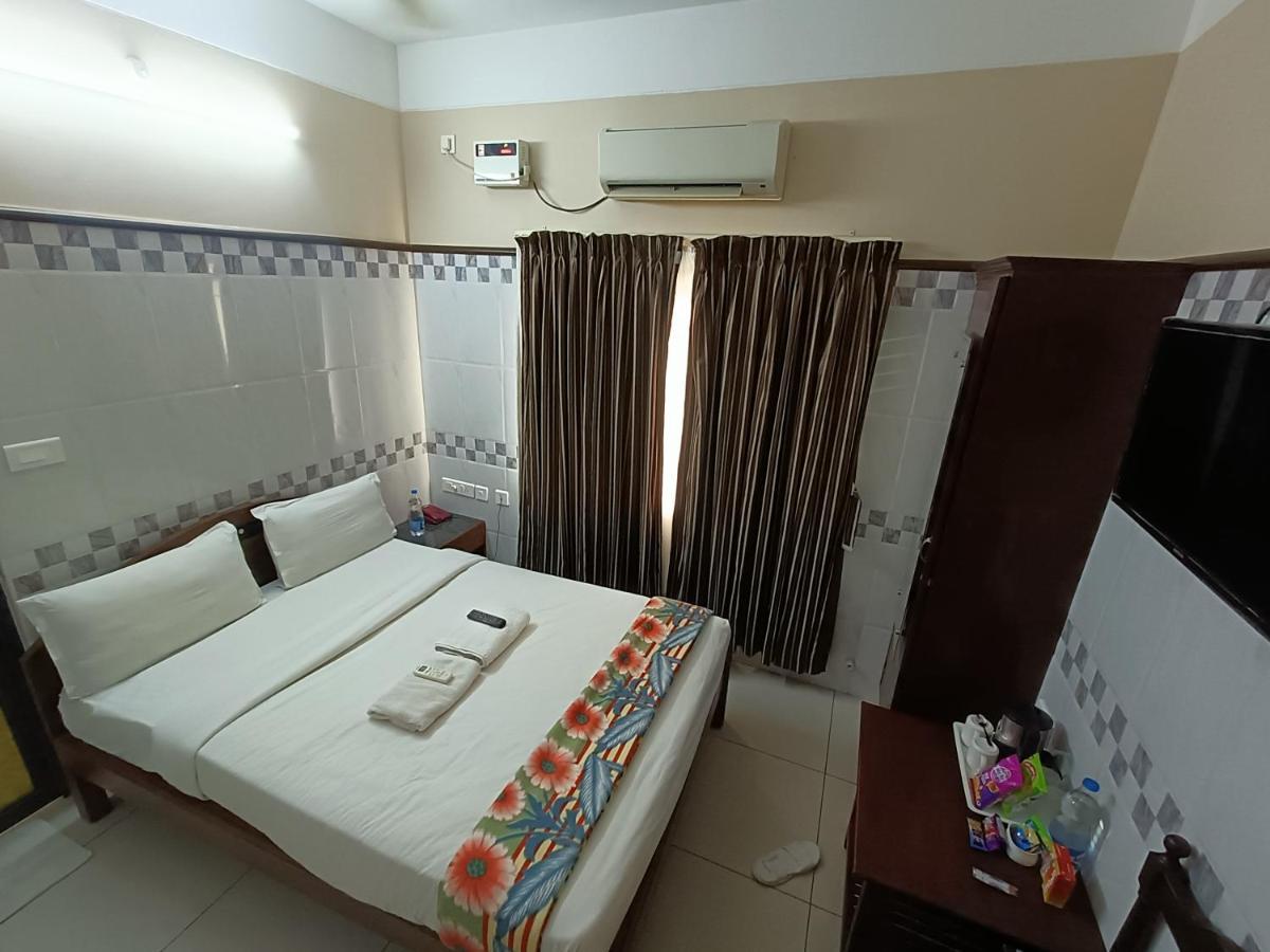 Hotel Arunachala Pondicherry Exteriör bild