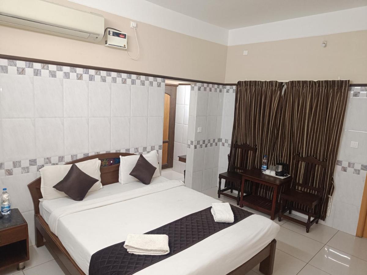 Hotel Arunachala Pondicherry Exteriör bild