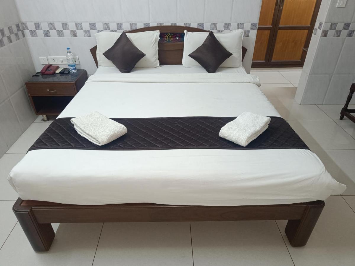 Hotel Arunachala Pondicherry Exteriör bild