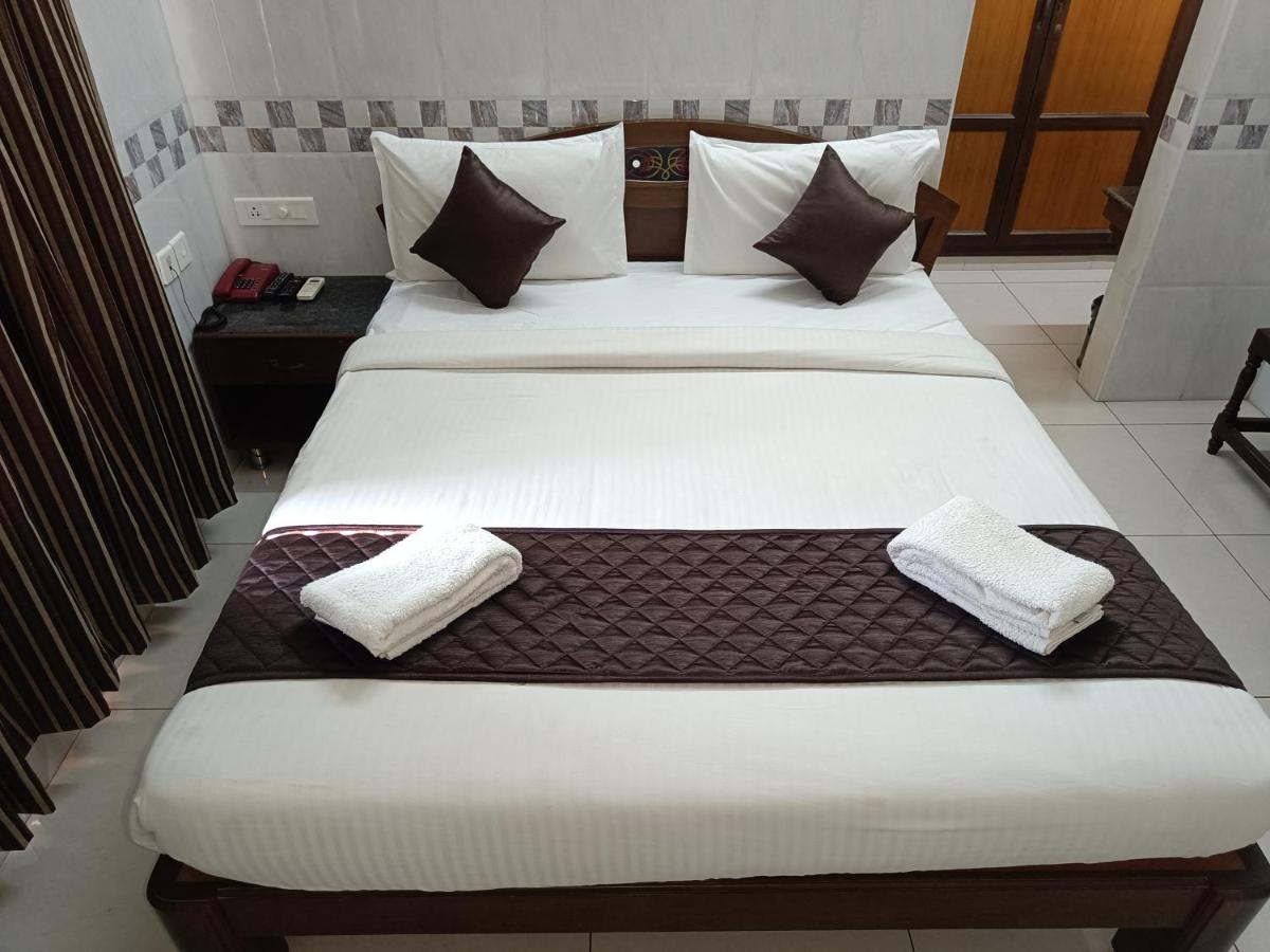Hotel Arunachala Pondicherry Exteriör bild